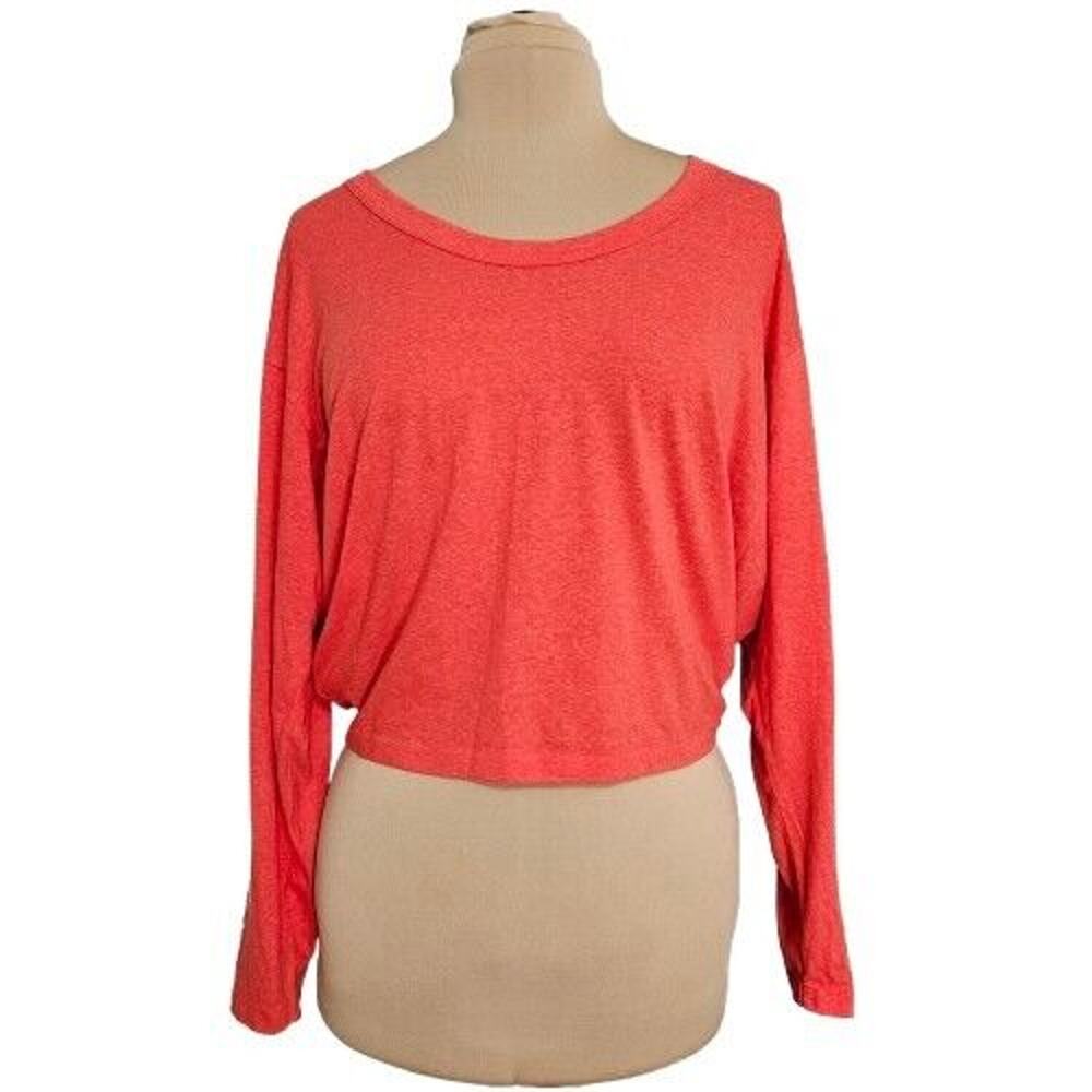 Free‎ People Movement Top Womens Small Red Long Sleeve Star Print High Low Crop